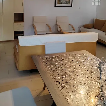 Lighthouse - A4 - Twobedroom With Sea View 파자나