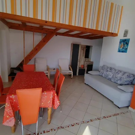 Lighthouse - A4 - Twobedroom With Sea View * 파자나
